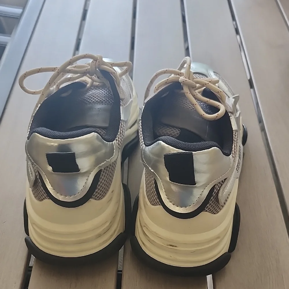 Steve Madden trendy sneakers